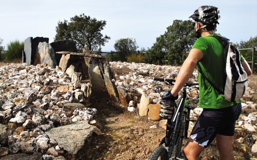 DOLMEN - LAGUNITA